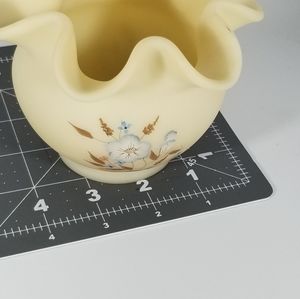Fenton Satin Custard candy ruffle dish